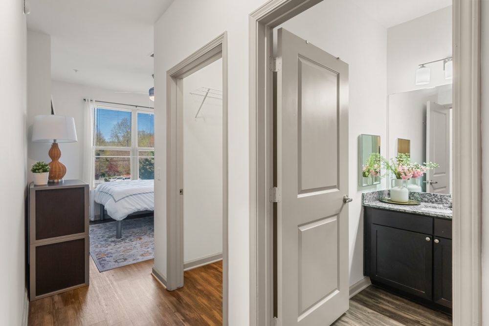 signature 1505 apartments near nc state university private bedroom bathroom walk in closet