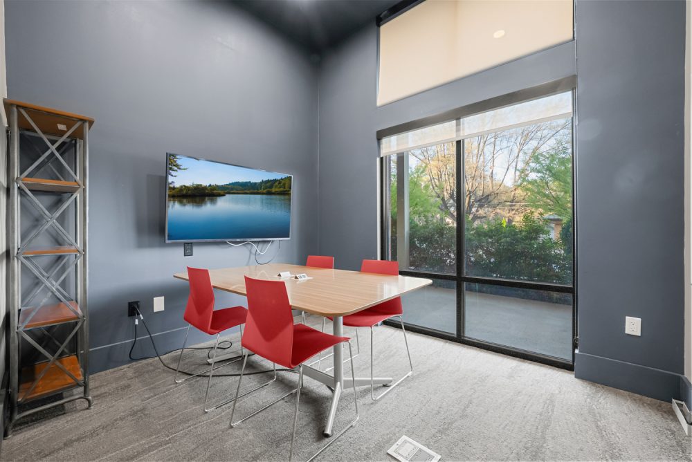 signature 1505 apartments near nc state university study room