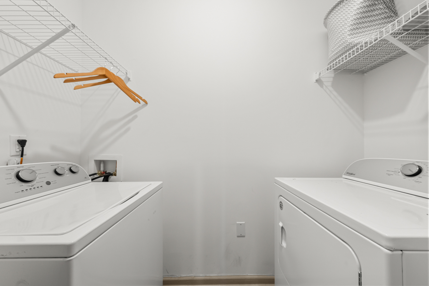 signature 1505 apartments near nc state university washer and dryer